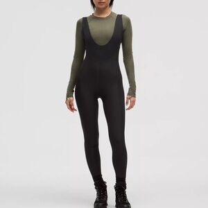 Lululemon Ribbed Nulux Skiing Bodysuit
Asia Fit